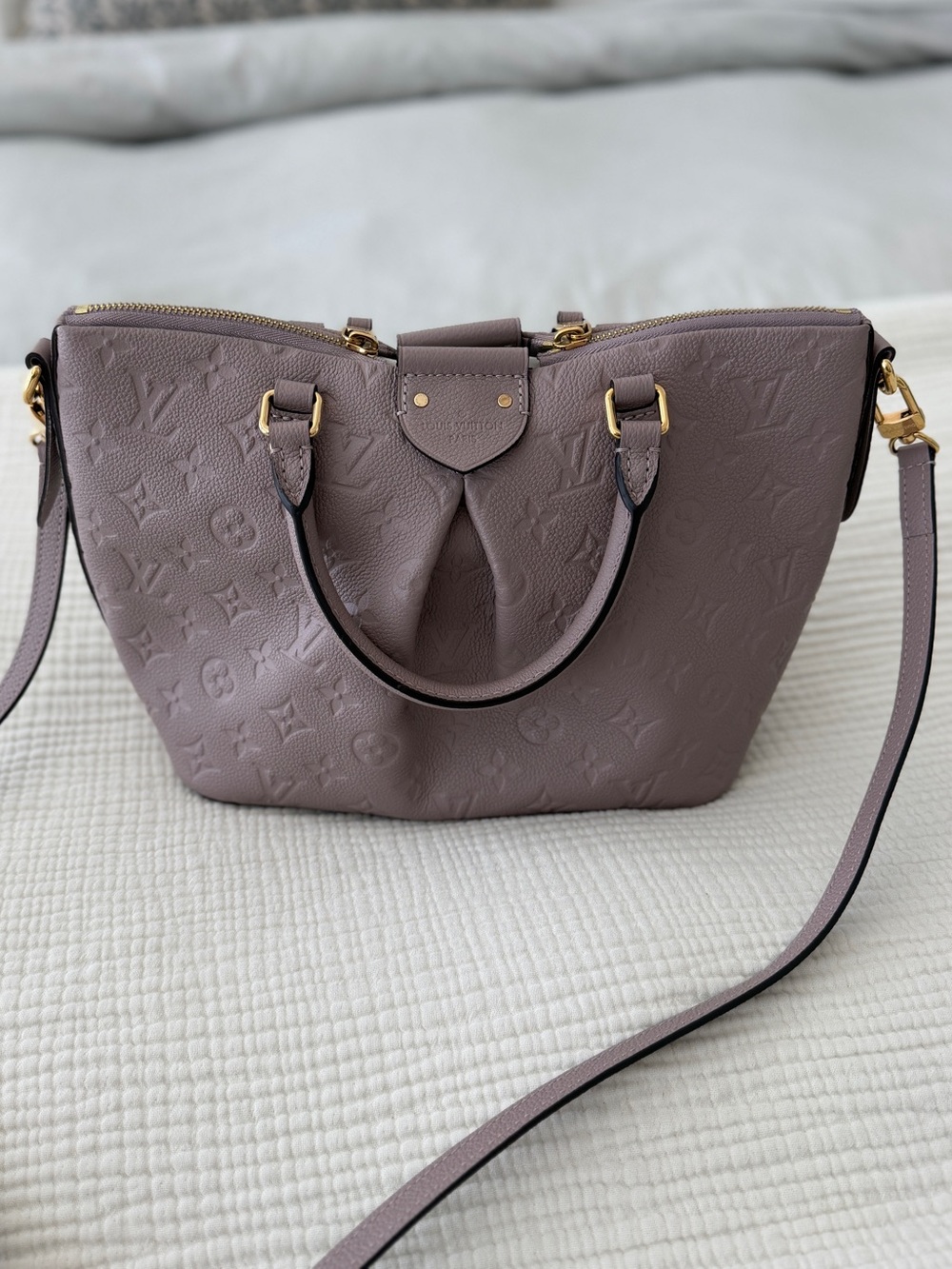 Louis Vuitton Mazarine PM Bag Empriente